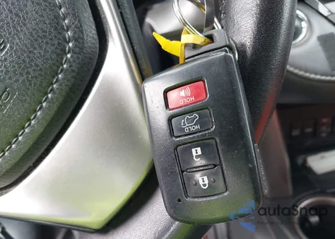 2018 Toyota Rav4 Xle из США, поврежденный, VIN JTMWFREV1JJ751010